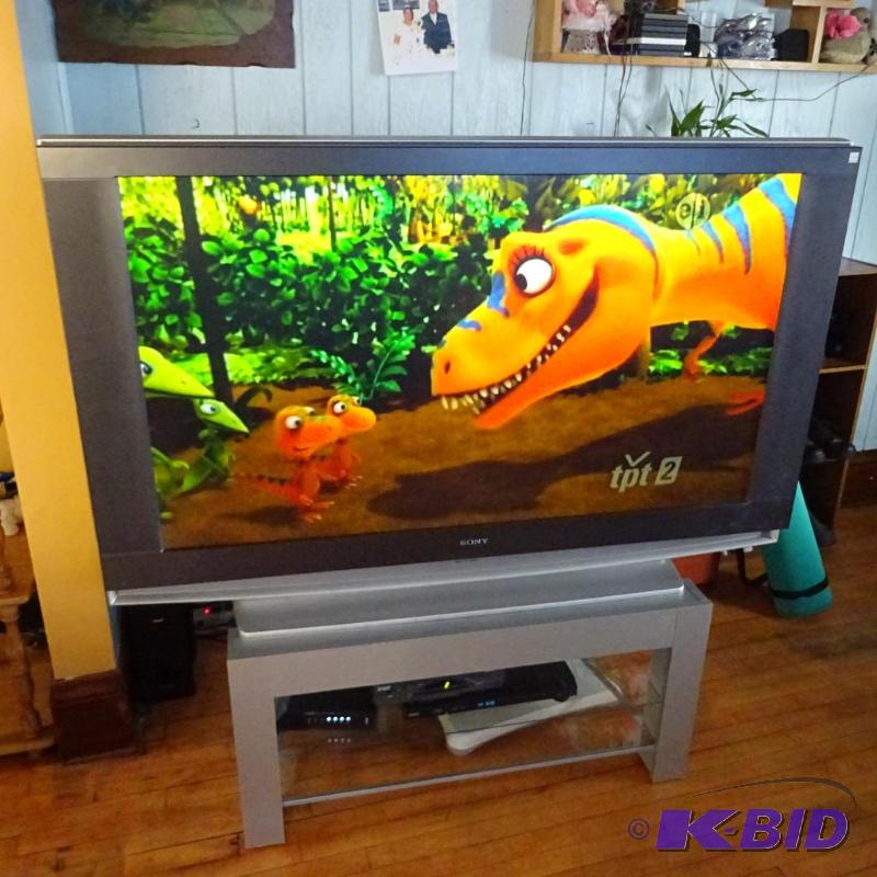 Sony 54&quot vega TV. LCD projection. Model ...