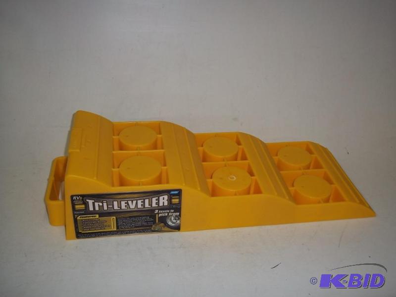 New Tri-leveler RV tire leveler...