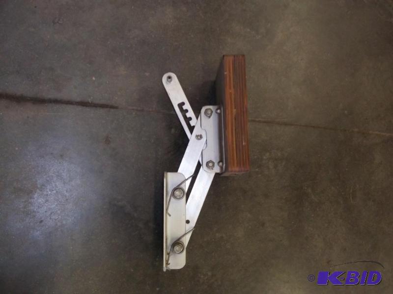 Kicker outboard motor mount...