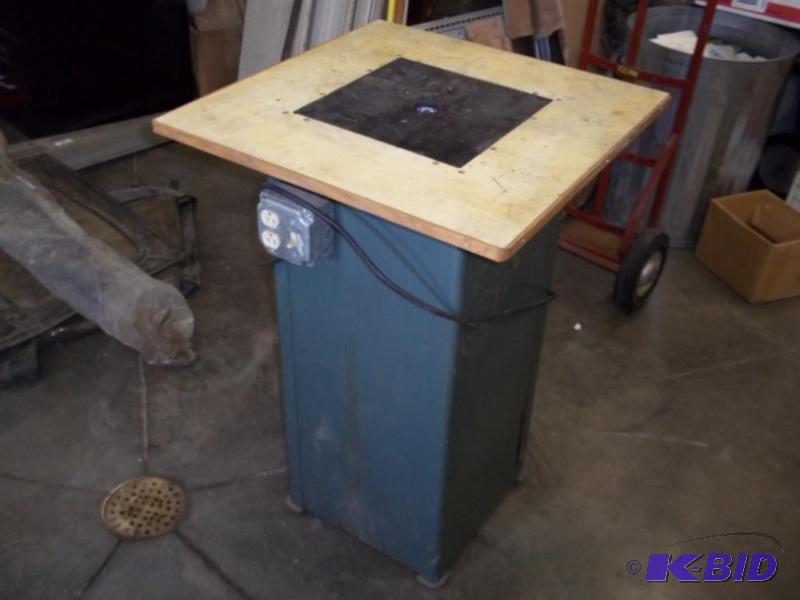 Router table with router...
