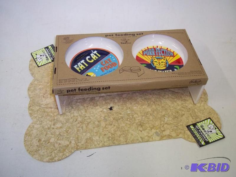 New pet bowl set with pet mat...
