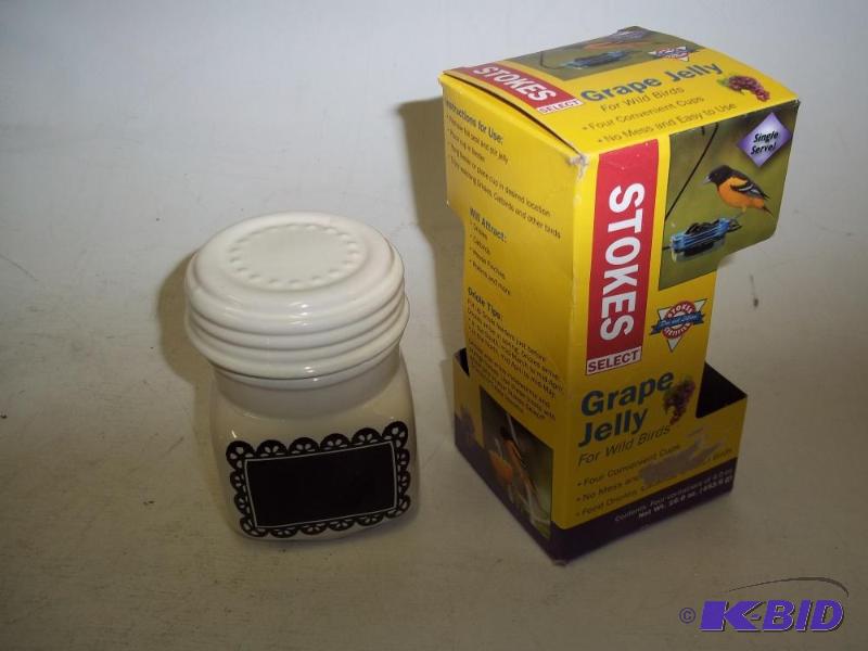 New Grape jelly bird feeder with jar...