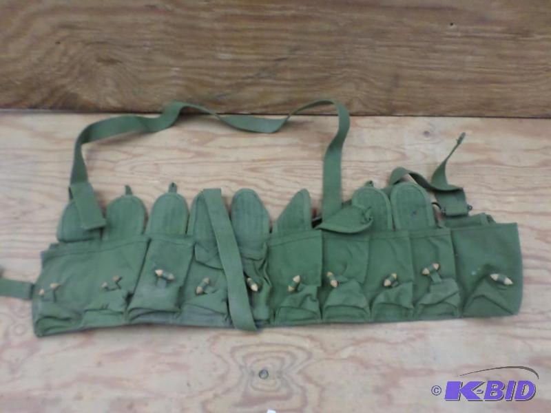 lot 101 image: Military Magazine Belt...
