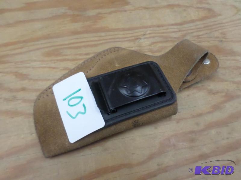lot 103 image: Bianchi Leather Pistol Holster...