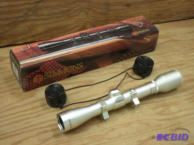 lot 25 image: New Simmons ProHunter 4x32mm Silver Finish Ri...