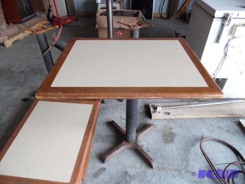 Dinette table
