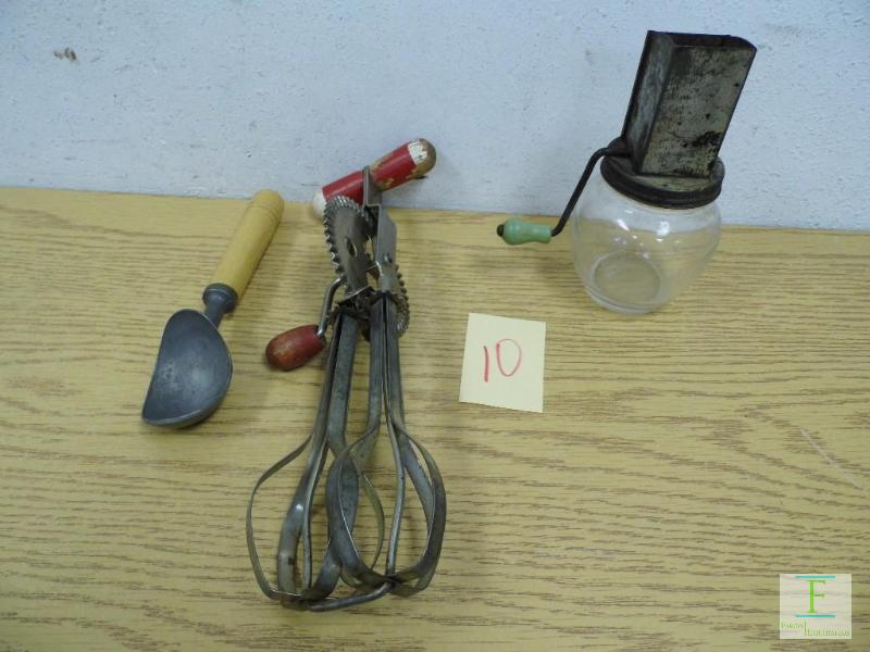 Vintage Kitchen Items
