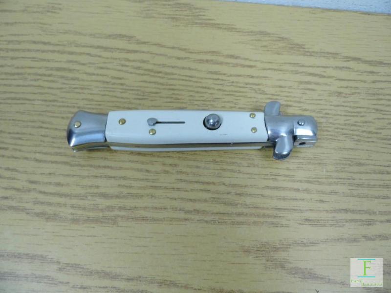 Flip Blade Knife