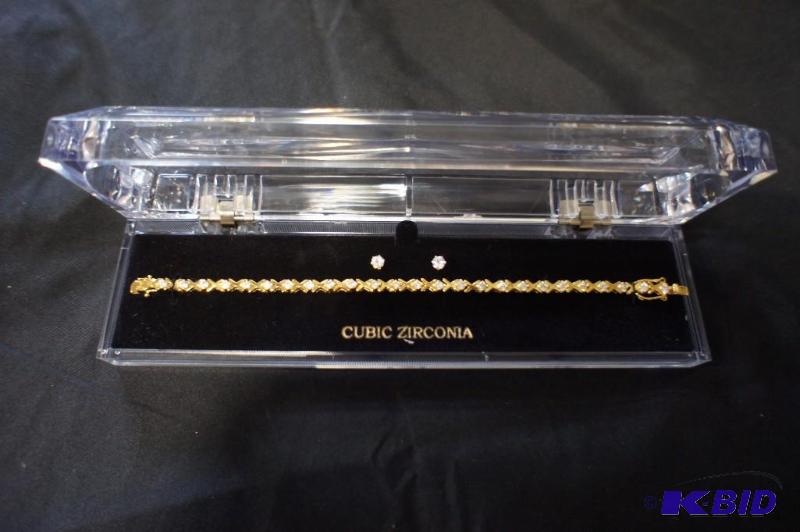 New Goldtone CZ Bracelet &amp Earrings Set -...