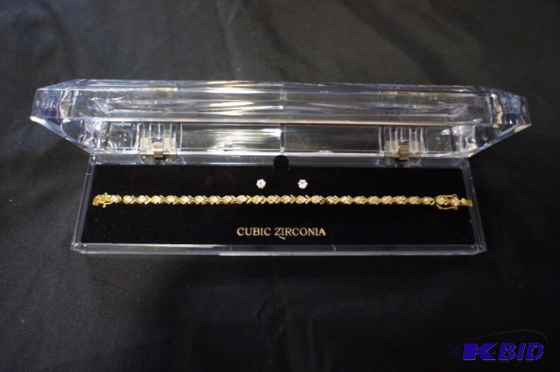 New Goldtone CZ Bracelet &amp Earrings Set -...