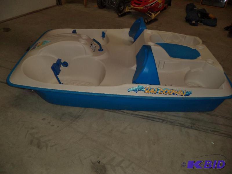 Sundolphin Sun Slider Paddle Boat
