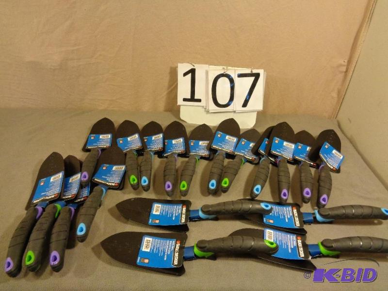 19 New Display Model Black and Decker Steel T...