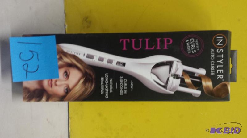 lot 152 image: In Styler Auto Curler