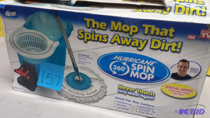 lot 157 image: Hurricane Spin Mop