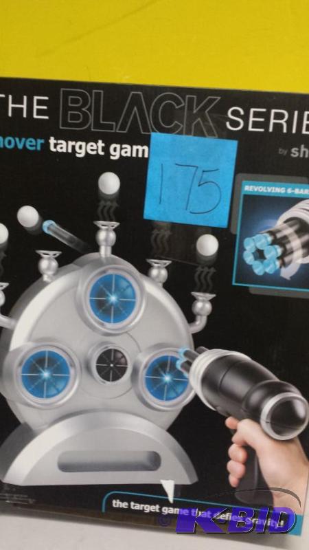 lot 175 image: Shooter Target Game