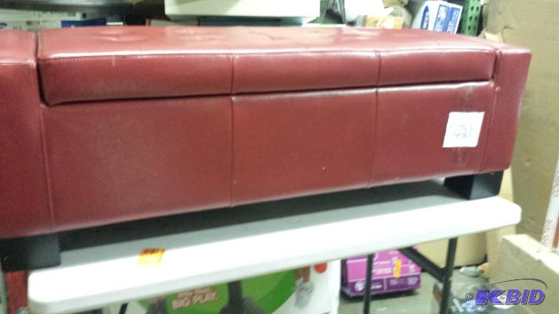 lot 221 image: Storage Ottman