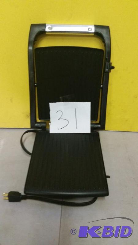 lot 31 image: Panini Maker