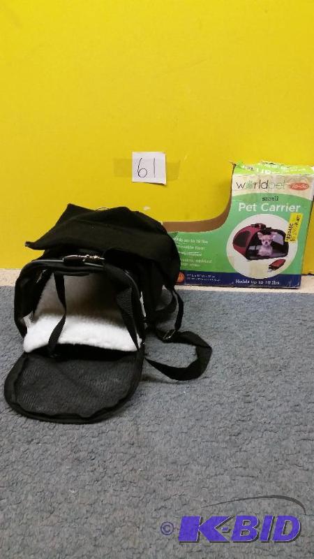 lot 61 image: Pet Carrier- 22 Lb