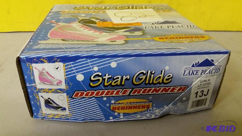 lot 82 image: Start Glide Ice Skates Size 13