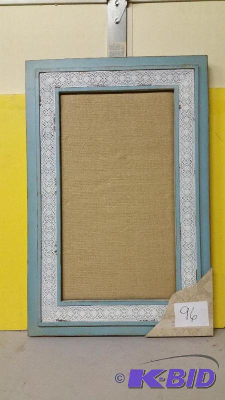 lot 96 image: Message Board