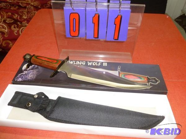 lot 11 image: 15" Howling wolf 3 knife new in the box....