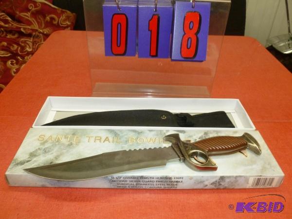lot 18 image: 14.5" Sante Trail bowie knife. New in th...
