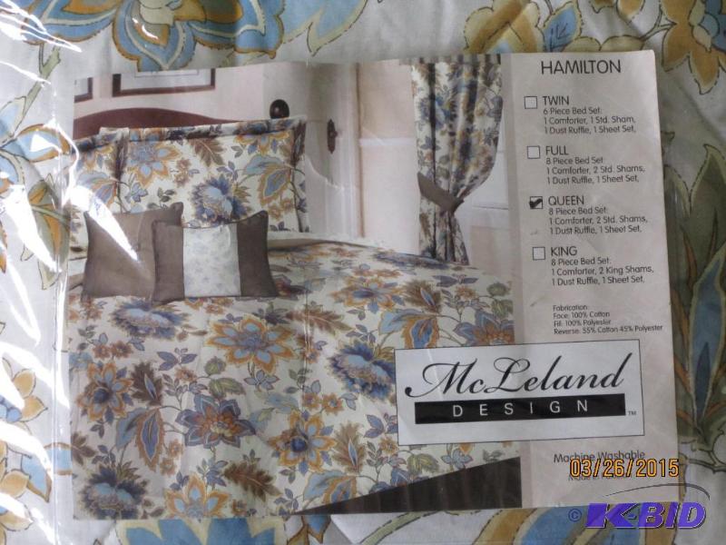 Hamilton Queen Bed Set