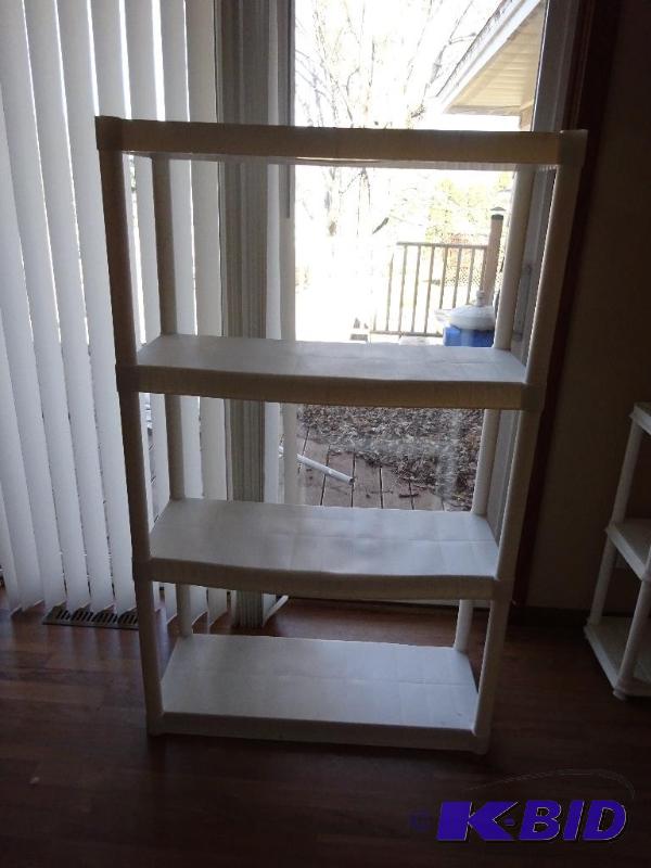 lot 10 image: 4 Shelf Shelving Plastic