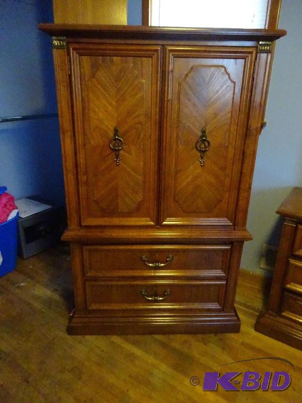lot 3 image: Armoire Dresser