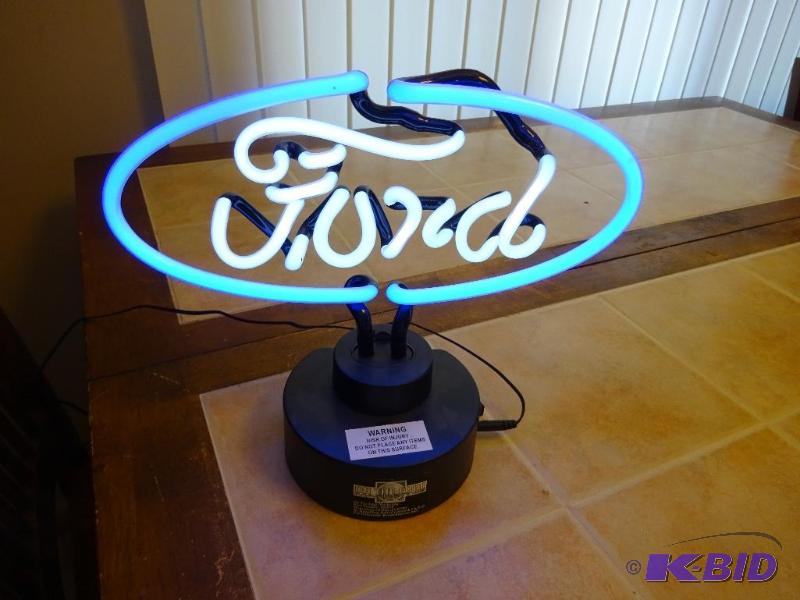 lot 31 image: Ford Neon Light