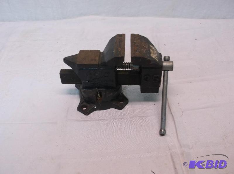 lot 104 image: Babco bench vise in great usable condition....