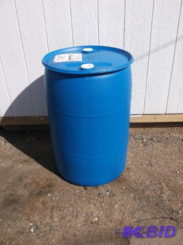 lot 172 image: 55 gallon food grade barrel....