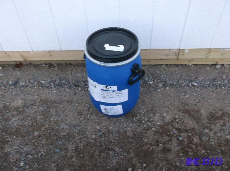 lot 184 image: About 15 gallon food grade barrel with lockin...