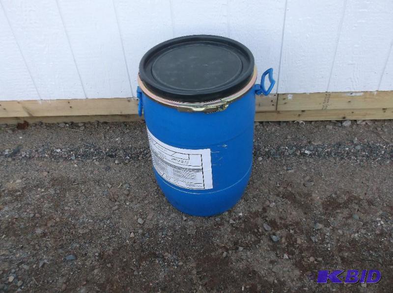 lot 193 image: 55 gallon food grade barrel....
