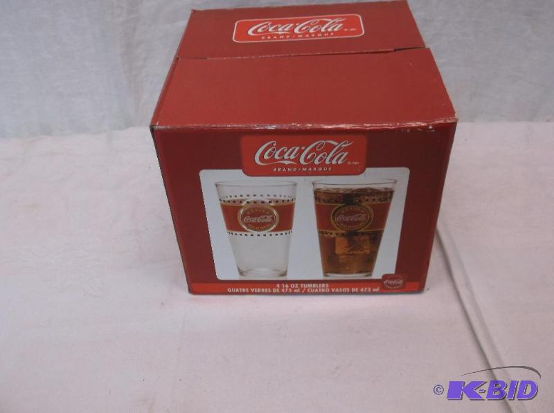 lot 58 image: Collectable 16 oz Coca Cola glasses new in bo...