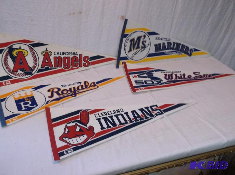lot 76 image: Collectable spots team banners appear in good...