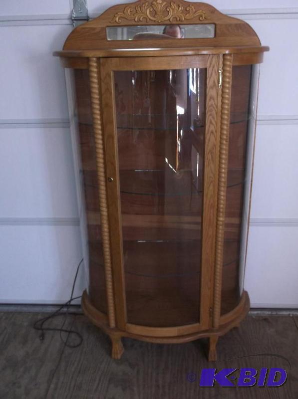 lot 84 image: Beautiful oak curved glass lighted hutch with...