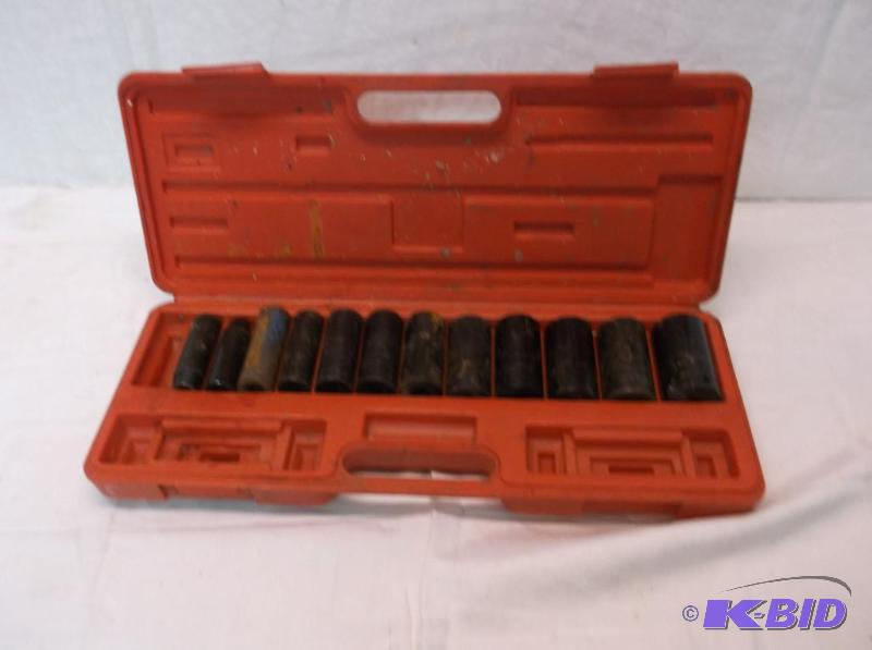 lot 92 image: Crip impact socket set missing couple pieces ...