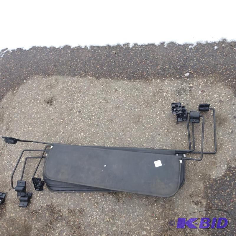 lot 25 image: 4 truck visors for P-30 step van. Uyilimaster...