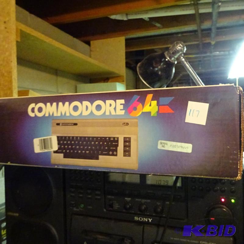 lot 117 image: Commodore Computer Comes with AEA-Soft MBA te...