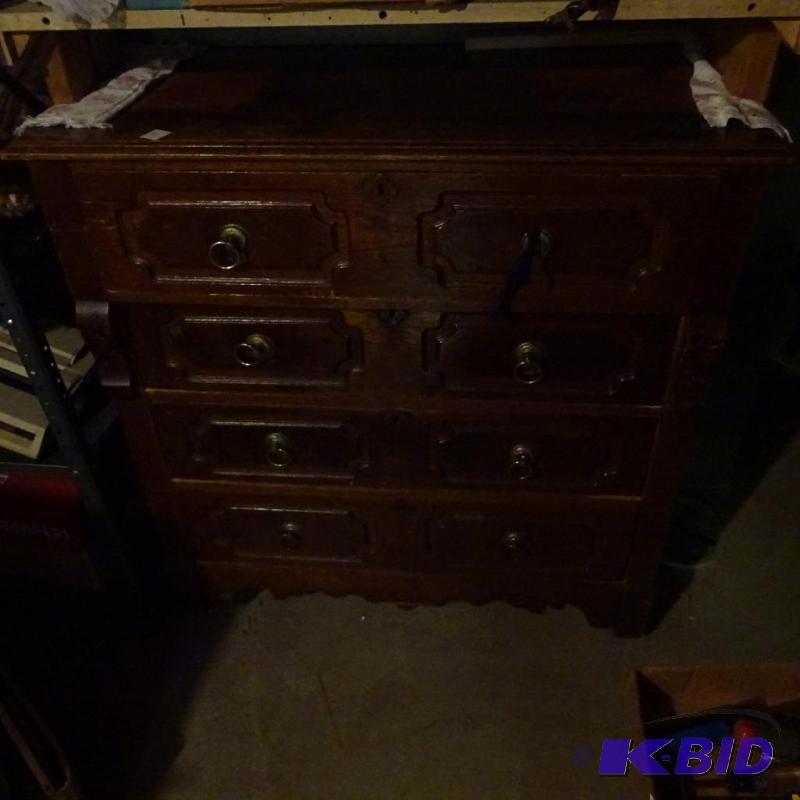 lot 212 image: Vintage Wood Dresser Buyer Loads 28 X 18 X 41...