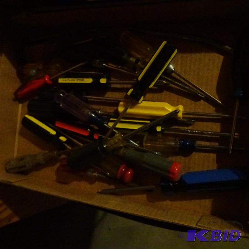 lot 214 image: Misc Philips Screw Drivers...