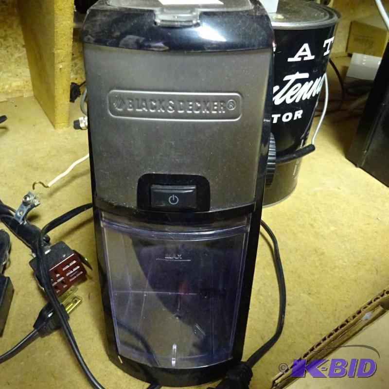 lot 24 image: Black and Decker Coffee Grinder...