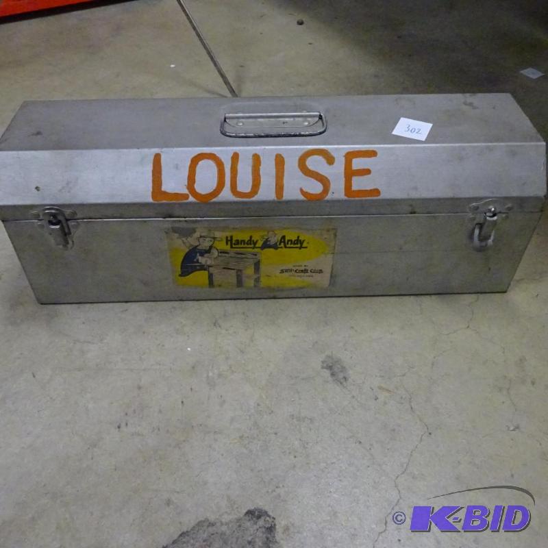 lot 302 image: Handy Andy Tool Box...