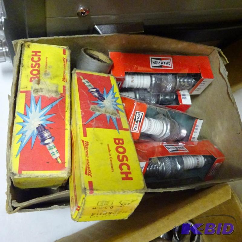 lot 316 image: Misc Spark Plugs...