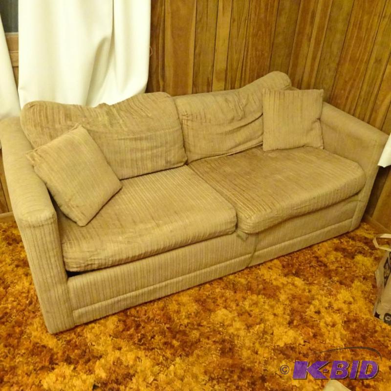 lot 392 image: Love seat sleeper sofa....