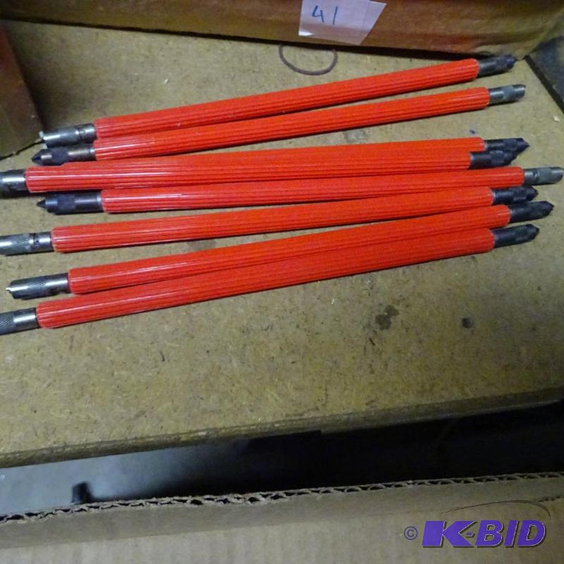 lot 43 image: Hand Screw Starters...