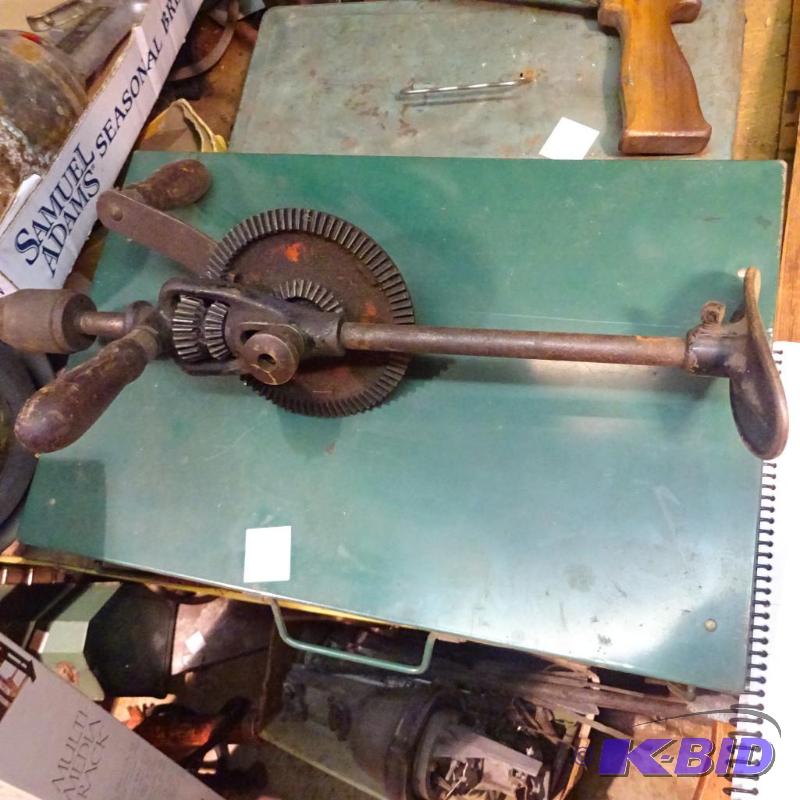 lot 118 image: Vintage Hand Drill...