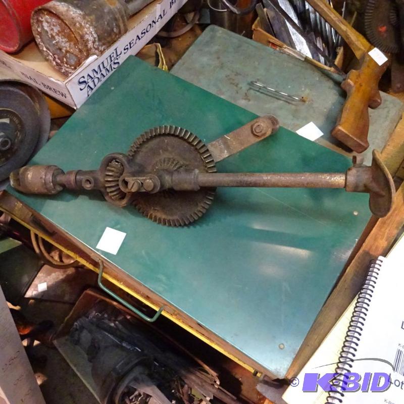 lot 119 image: Vintage Hand Drill...
