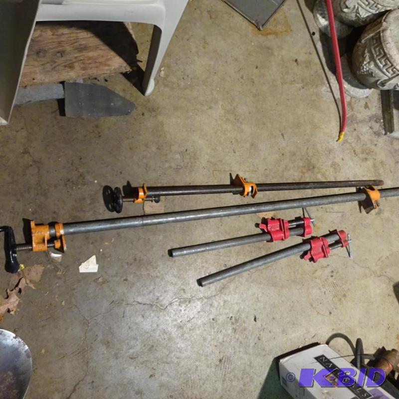 lot 130 image: 4 Pipe Clamps...